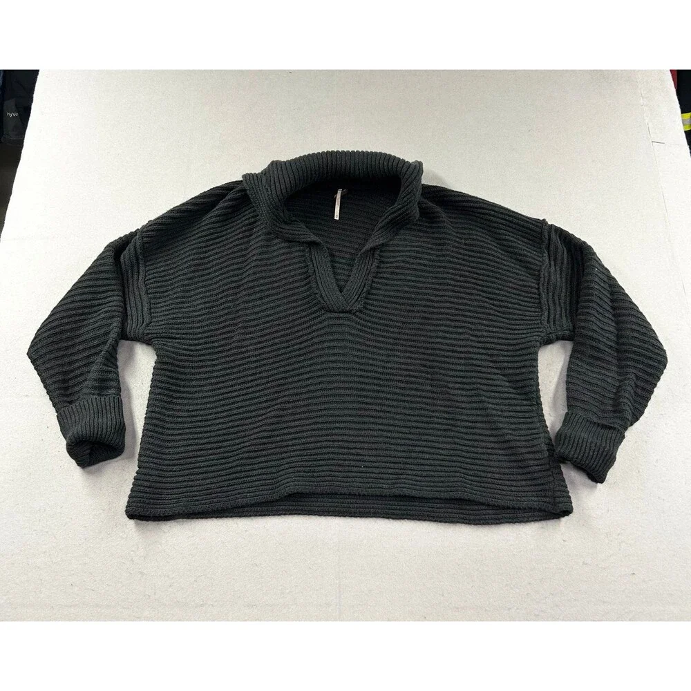 Free People Marlie Pullover sweater Knit V-neck collar Medium